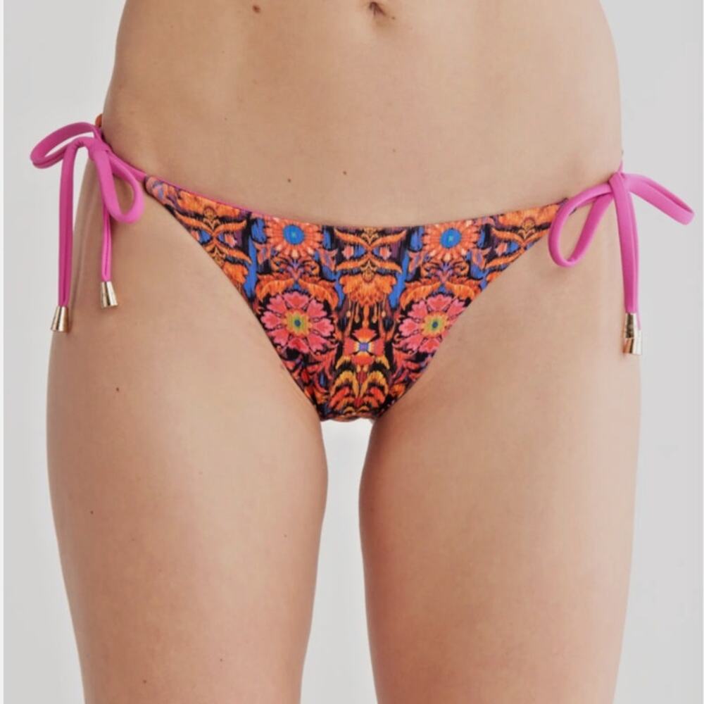NWOT Kurt Geiger Matthew Williamson Fuchsia Print Kensington Bikini Brief Size S